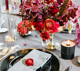 Inspiration für Blumengesteck am Hochzeitstisch Hochzeitsblumen Inspiration